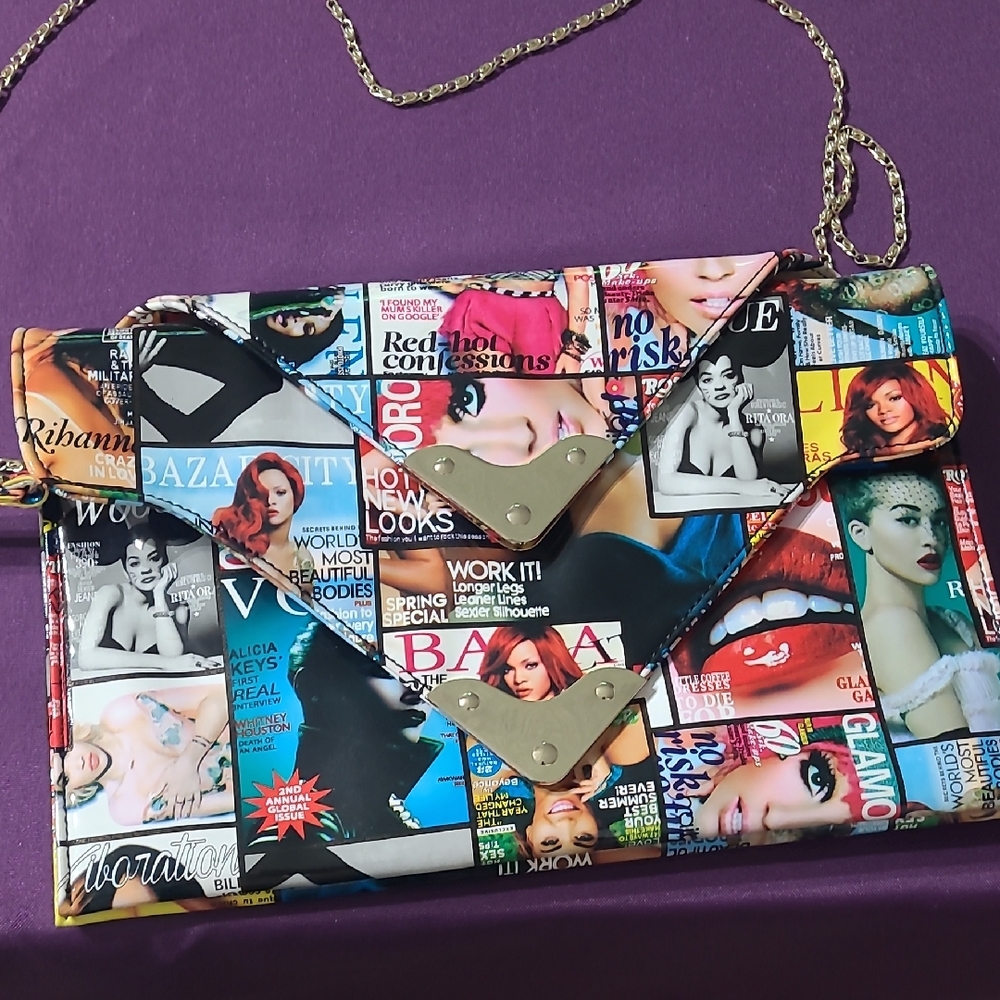 Vogue Magazine Cross body Bag & 2 Compartments Chain&Wrestle.Strap durable  G/C